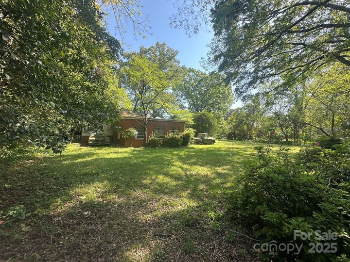 Property Photo:  4301 The Plaza  NC 28205 