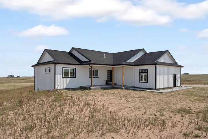 985 Range Line Rd  Cheyenne WY 82009 photo