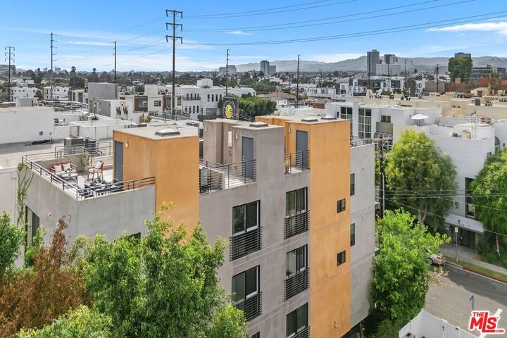 Property Photo:  11254 Mississippi Ave  CA 90025 
