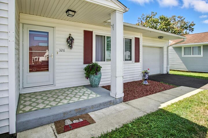 Property Photo: 326 Elm Street OH 43734