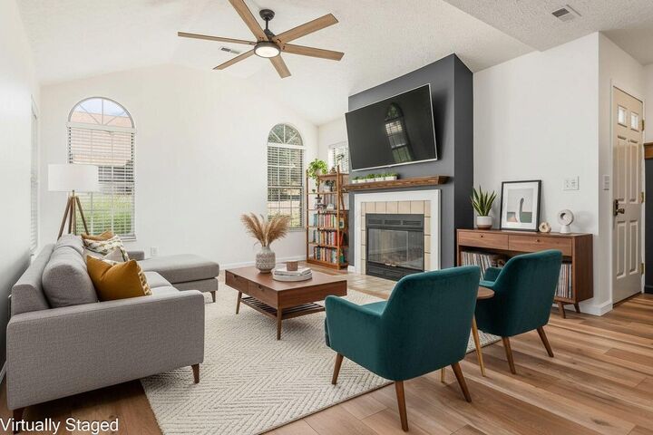 Property Photo: 4883 Berry Leaf Place OH 43026