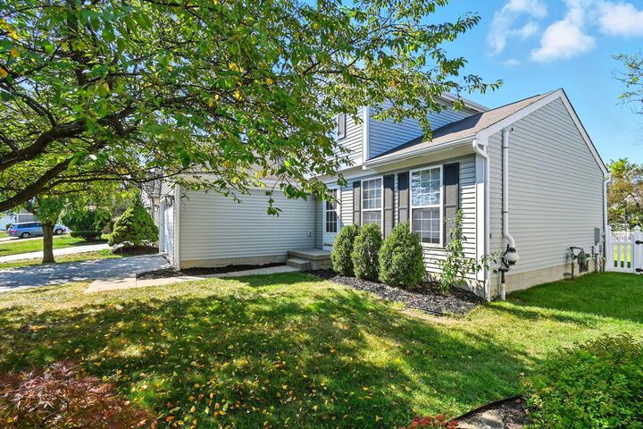 Property Photo:  4969 Hilliard Green Drive  OH 43026 