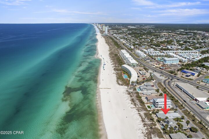 Property Photo: 13315 Oleander Drive FL 32407