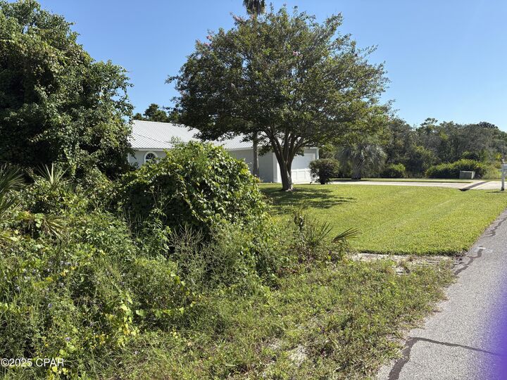 Property Photo:  144 Downing Street  FL 32413 