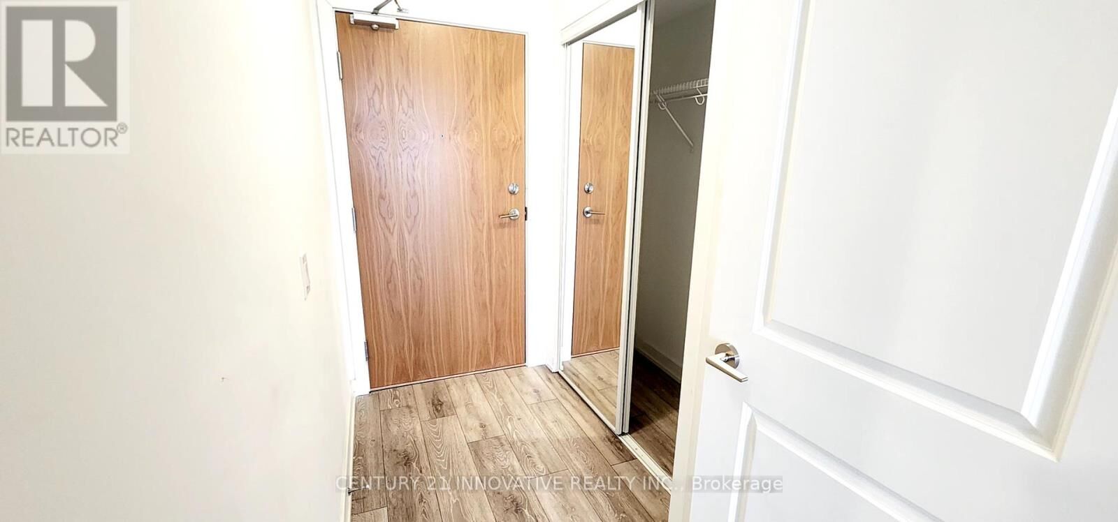 Property Photo: 1455 Celebration Drive 1712 ON L1W 0C3