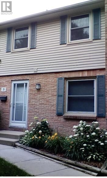 Property Photo: 1247 Huron Street 3 ON N5Y 4X7