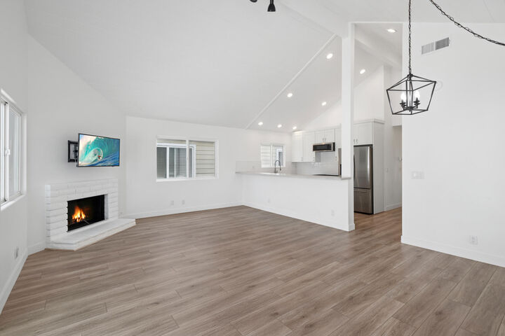 Property Photo: 204 David Drive CA 92663