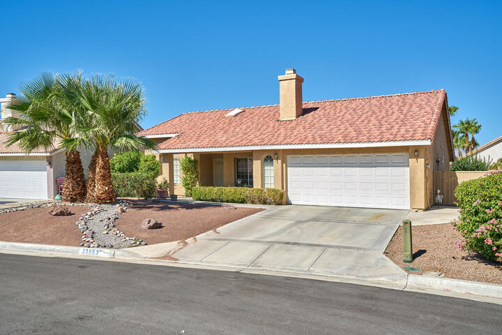 Property Photo:  33853 Drifting Sands Circle  CA 92276 