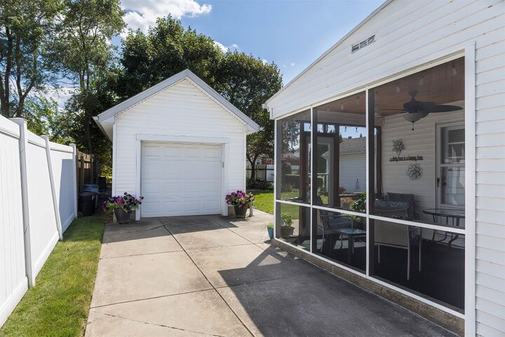 Property Photo: 355 E 35th Street PA 16504