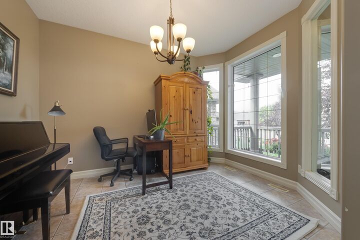 Property Photo: 932 Proctor Wynd NW AB T5T 6N6