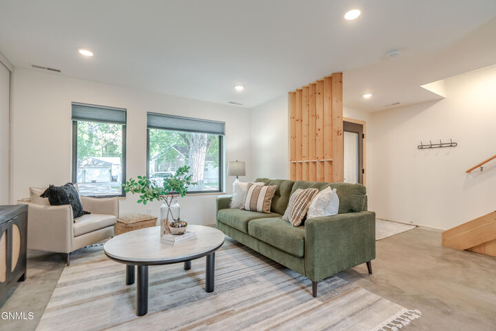 Property Photo: 217 Avenue D E ND 58501