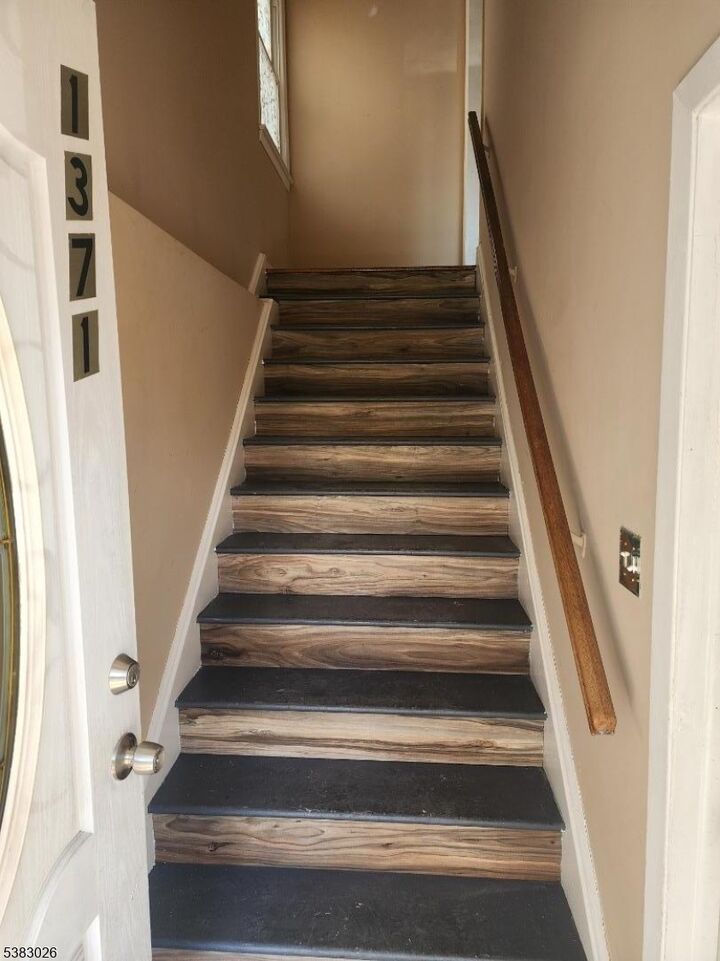 Property Photo: 1371 Hamilton St NJ 07208