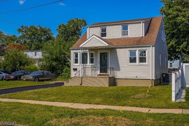Property Photo:  911 Hussa St  NJ 07036 