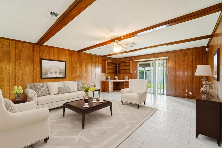 Property Photo:  6031 Viking Drive  TX 77092 