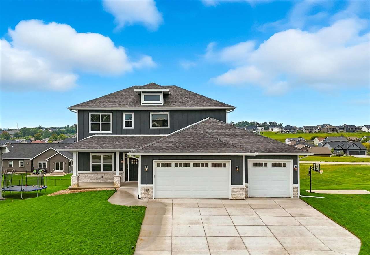 Property Photo: 1205 Croell Ave IA 52340