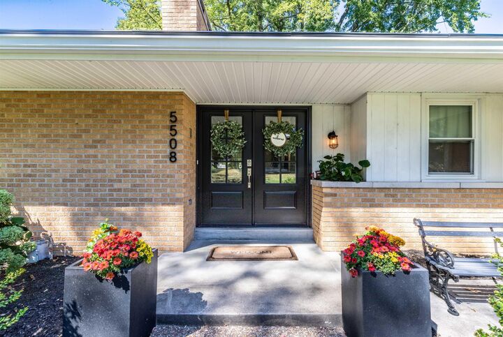 Property Photo:  5508 Stringtown Road  IN 47711-1873 