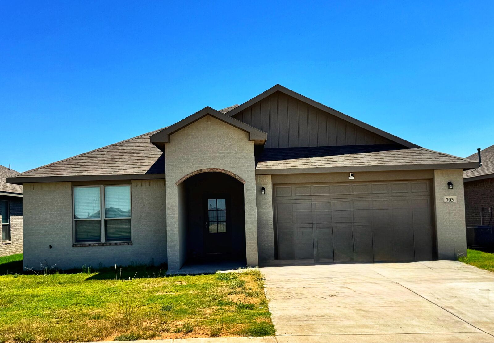 Property Photo: 703 E 17th Street TX 79382