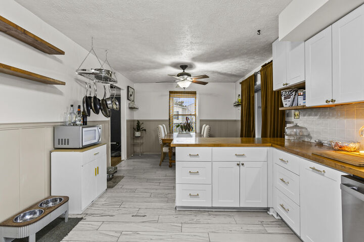 Property Photo:  1150 Russell Cave Road  KY 41031 