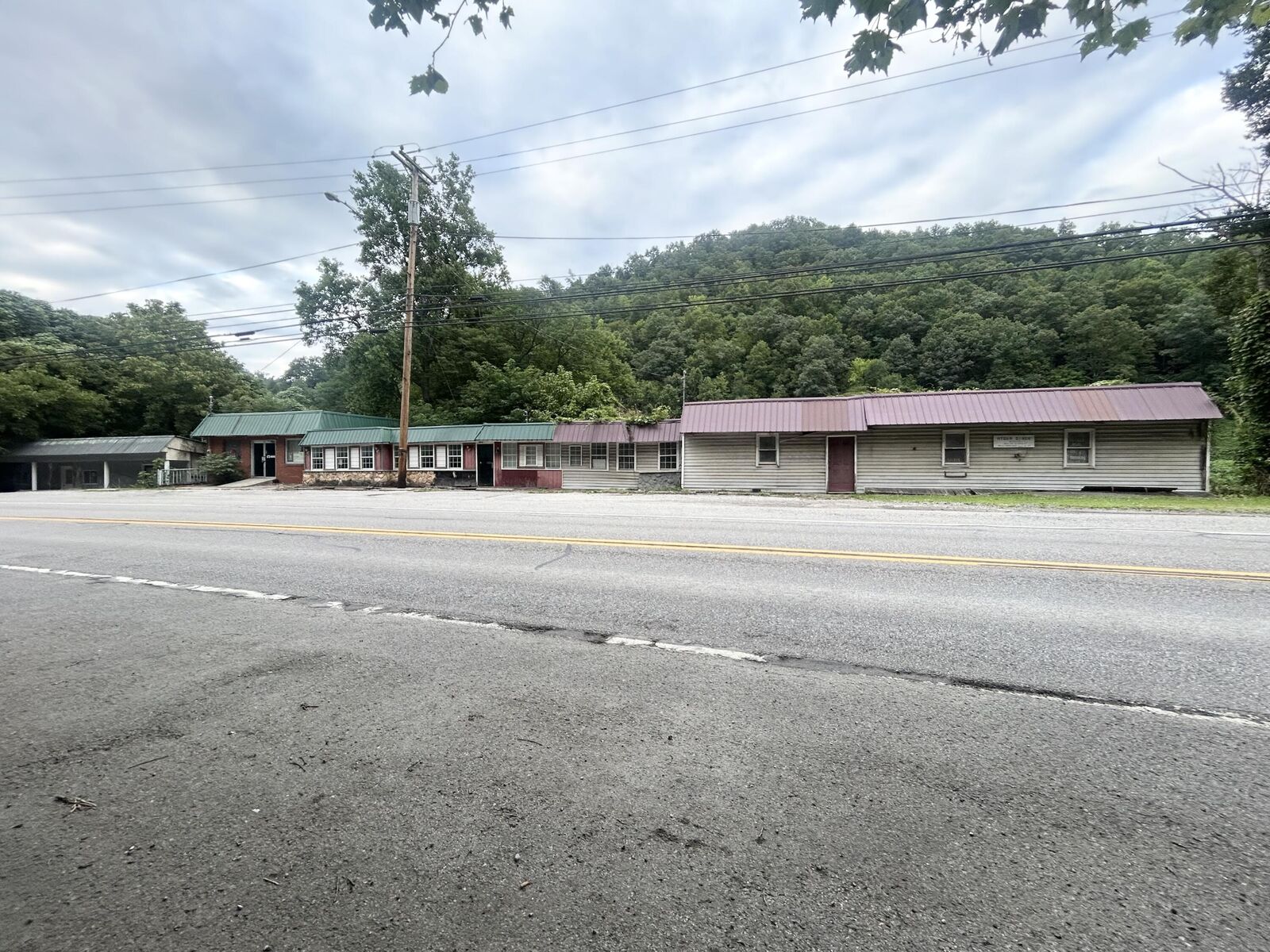 Property Photo:  21836 &Amp 21830 Main Street  KY 41749 
