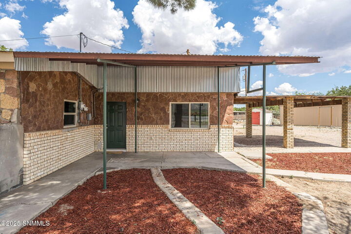 Property Photo:  1146 Eagle Wings Road  NM 88007 