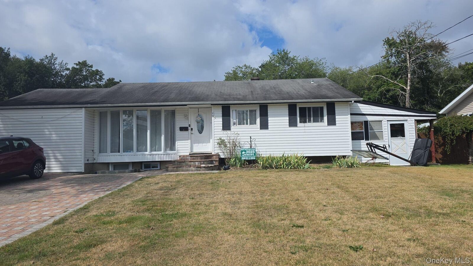 Property Photo:  49 Winston Drive  NY 11717 