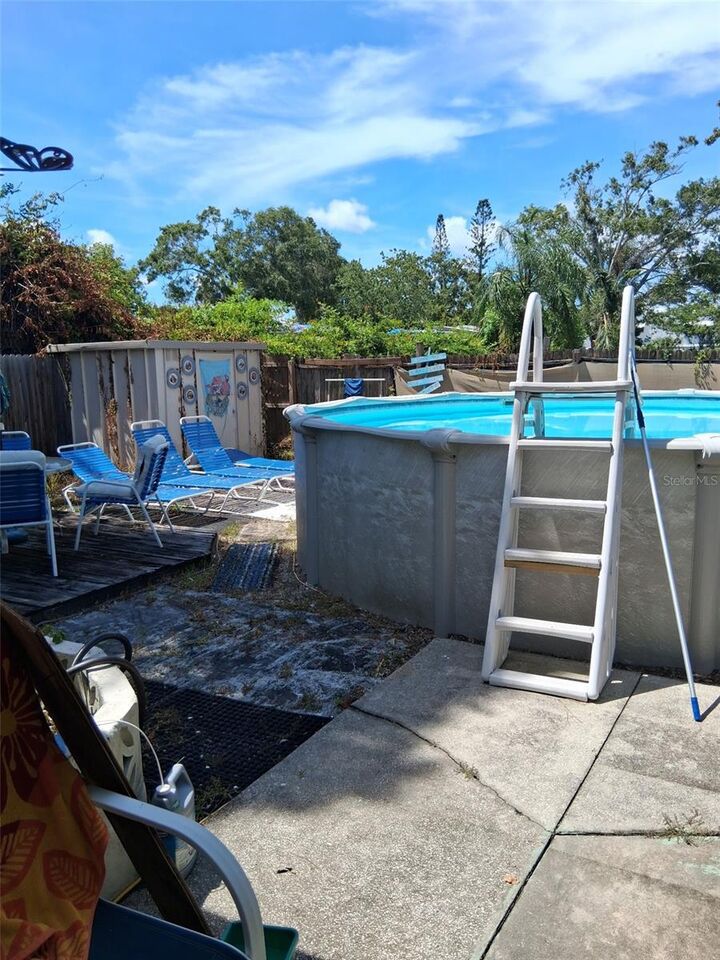Property Photo: 5112 80th Way N FL 33709