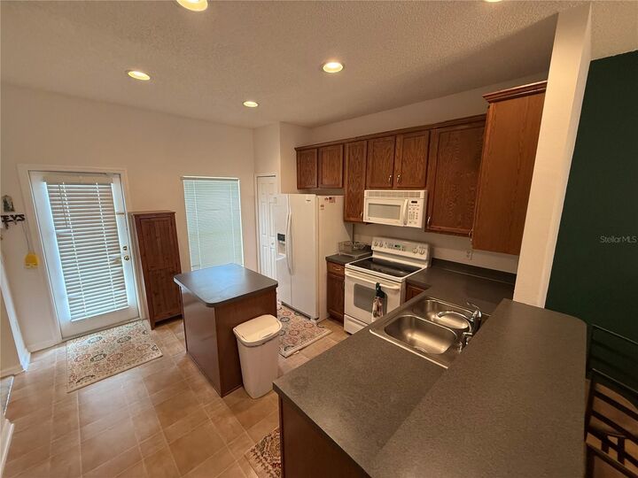 Property Photo: 14084 Wild Majestic Street FL 32828