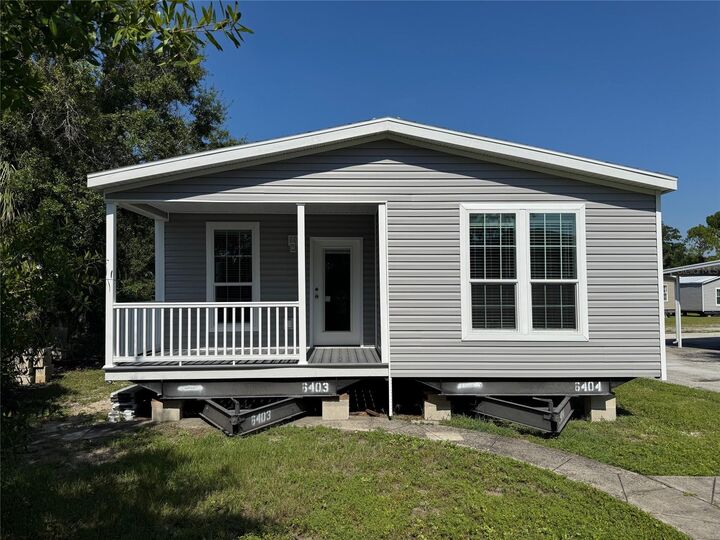 204 Freeport Drive  Sarasota FL 34233 photo