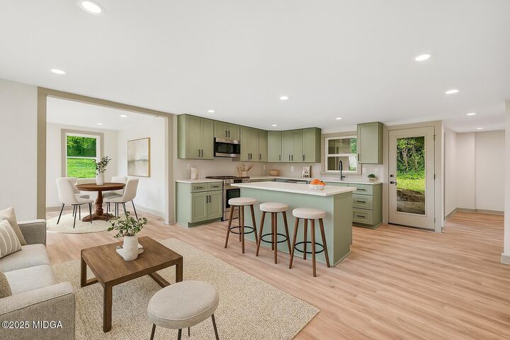 Property Photo: 250 Mill Street GA 30204