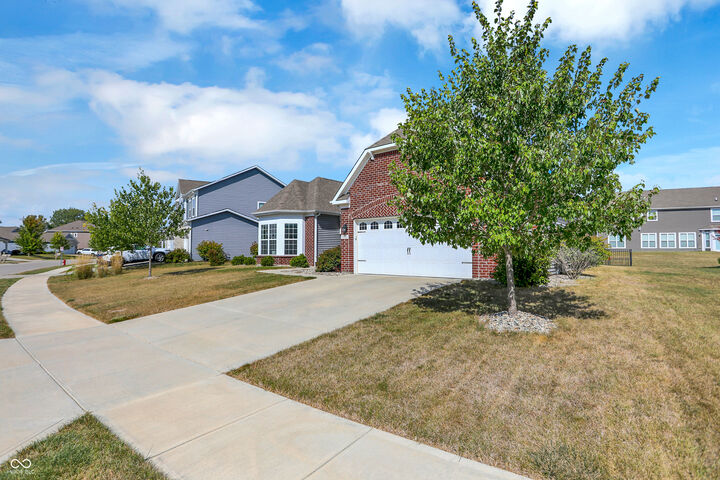 Property Photo:  1442 Hazy Falls Boulevard  IN 46074 