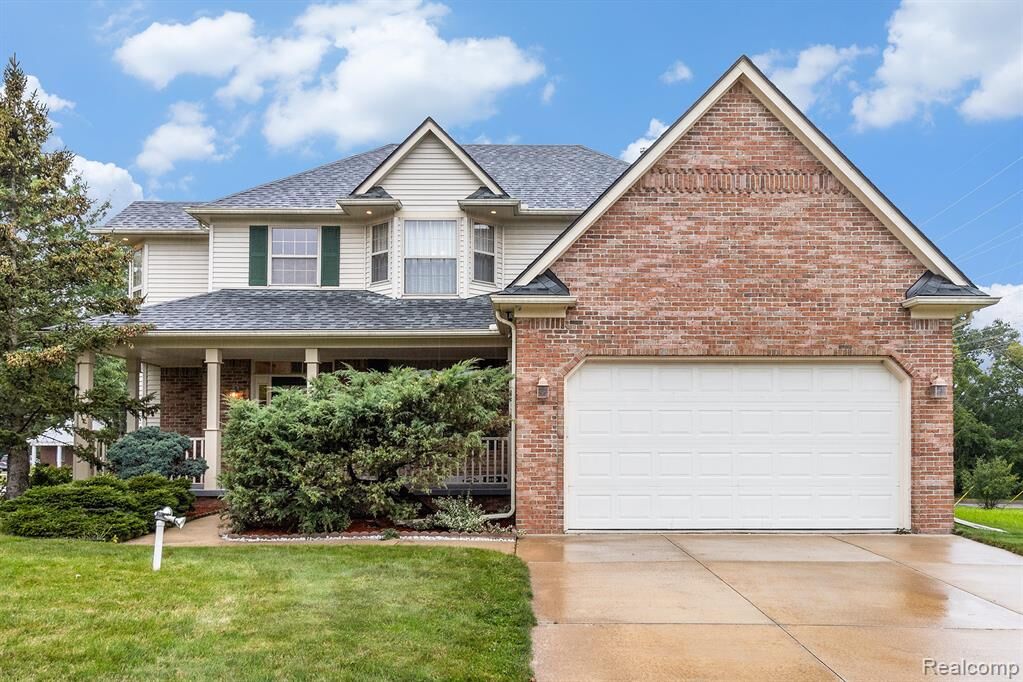 Property Photo: 552 Turn Bull Street MI 48446 2693