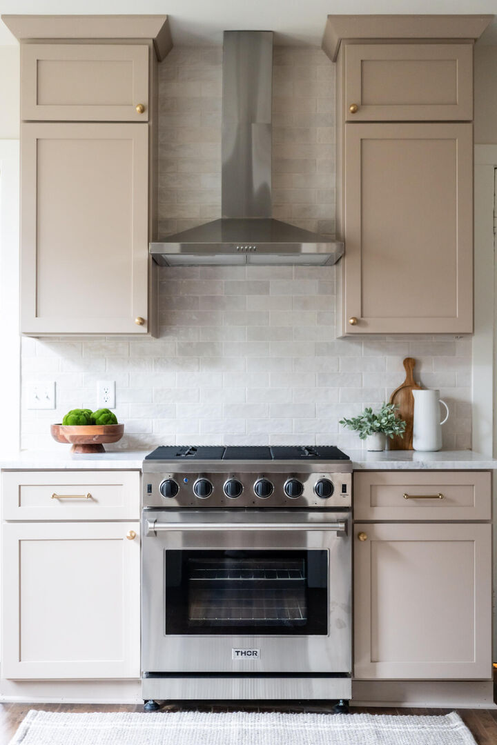 Property Photo: 2824 N Murray Ave WI 53211