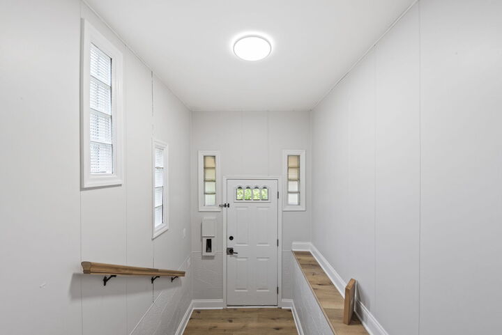 Property Photo:  15711 Lowe Avenue  IL 60426 