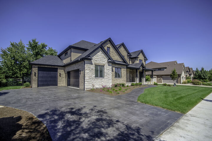 Property Photo:  10760 Olde Mill Drive  IL 60467 