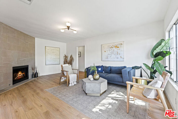 Property Photo:  6644 Yolanda Avenue  CA 91335