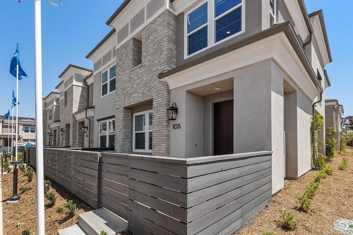 Property Photo: 1207 Sunrise View 105 CA 92078