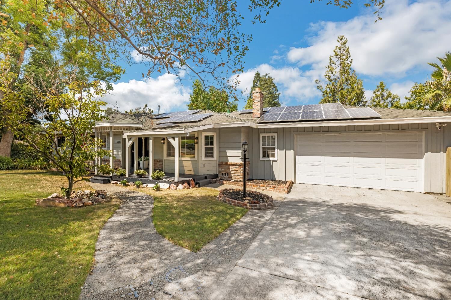 Property Photo:  7595 Hill Road  CA 95746 