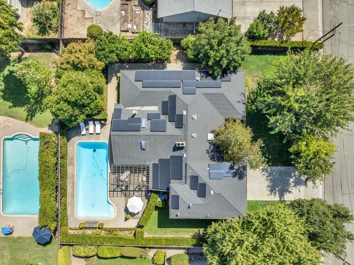 Property Photo:  564 Queensbury Way  CA 95991 