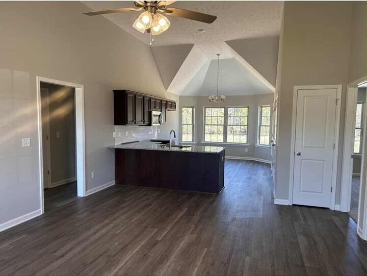 Property Photo:  213 Meadowbrook Dr  TN 37160 