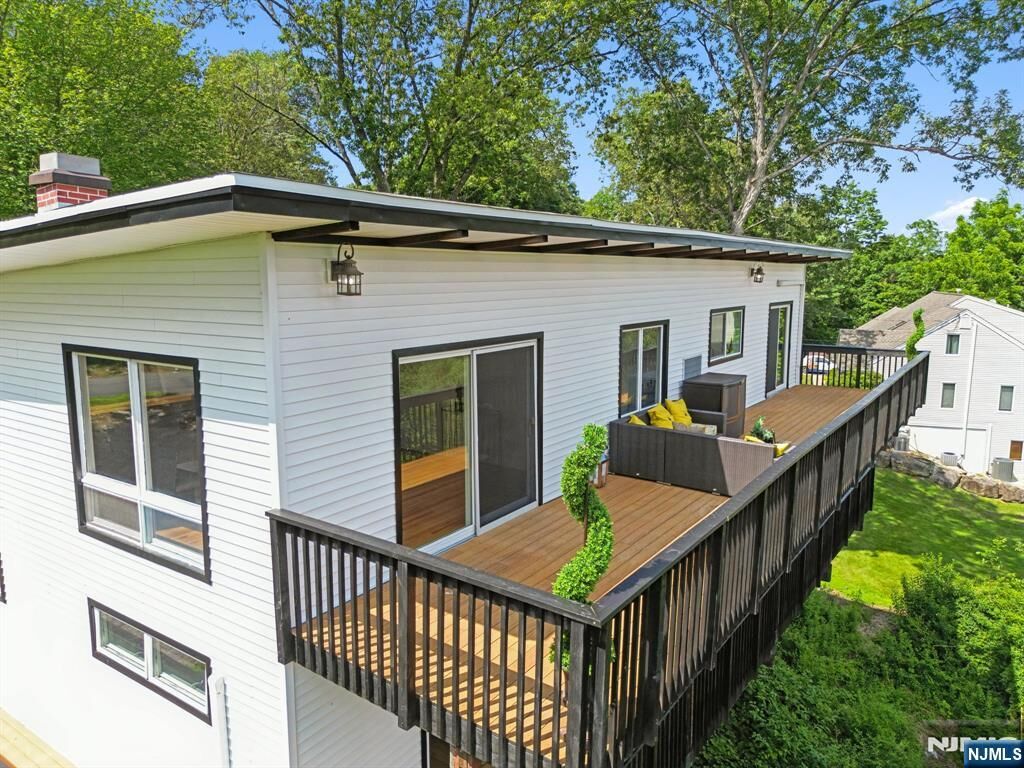 Property Photo: 49 Chilhowie Drive NJ 07405