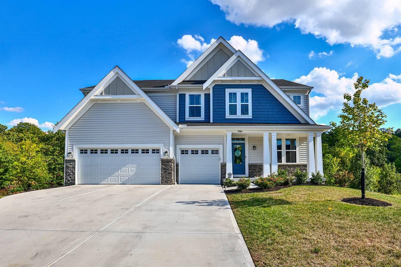 Property Photo: 9947 Meadow Glen Drive KY 41051
