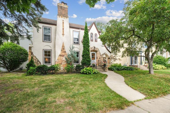 Property Photo: 3914 Sheridan Avenue S 1 MN 55410
