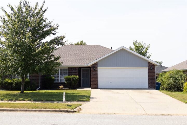 3407 SW Carriageway Avenue  Bentonville AR 72712 photo