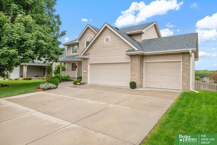 Property Photo:  11903 S 49 Street  NE 68133 