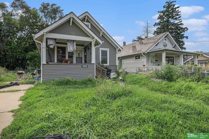 Property Photo: 4918 N 27th Street NE 68111