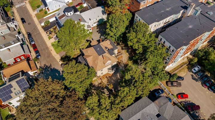 Property Photo:  17 Monmouth St  MA 02143 