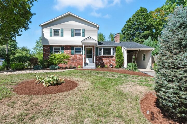 Property Photo: 20 Oakland Ave MA 01876