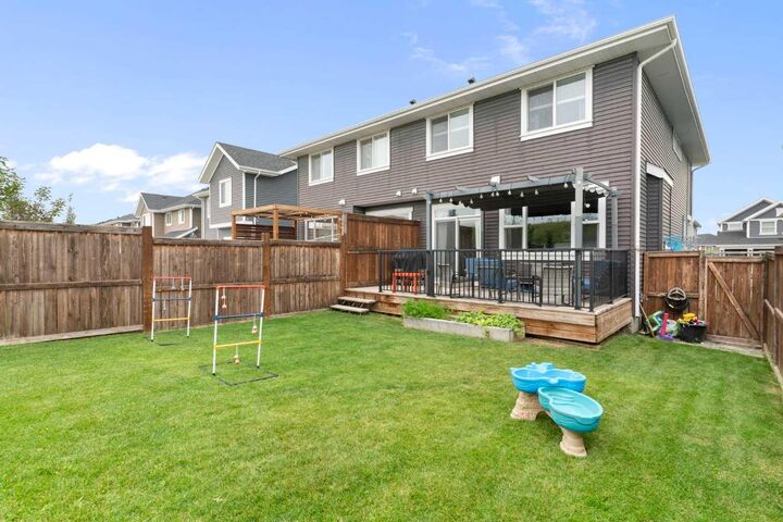 Property Photo:  454 River Heights Crescent  AB T4C 0T8 