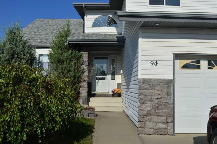 Photo de la propriété: 94 Lund Close AB T4R 2T1