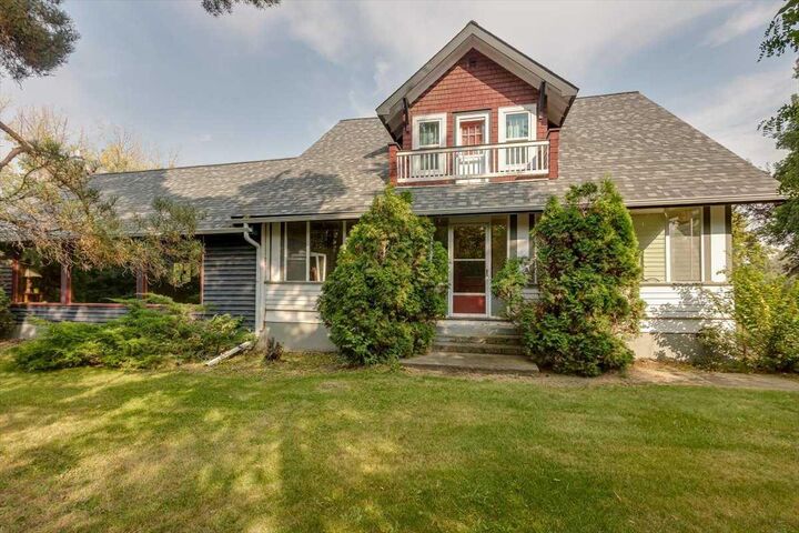 Property Photo:  37119 Range Road 281  AB T4E 1X4 